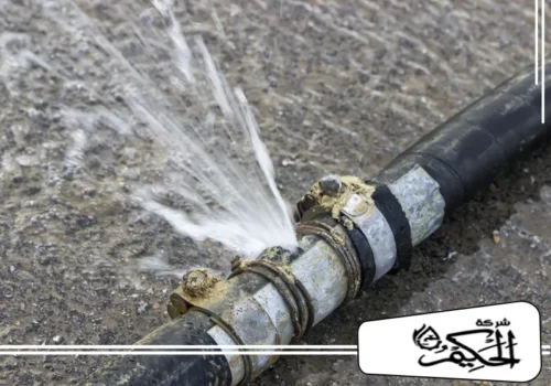 فحص مواسير المياه واكتشاف التسربات في المباني